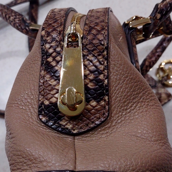 Michael Kors Smythe Small Dome Snakeskin Trimmed Leather Satchel/Crossbody EUC - Picture 6 of 16